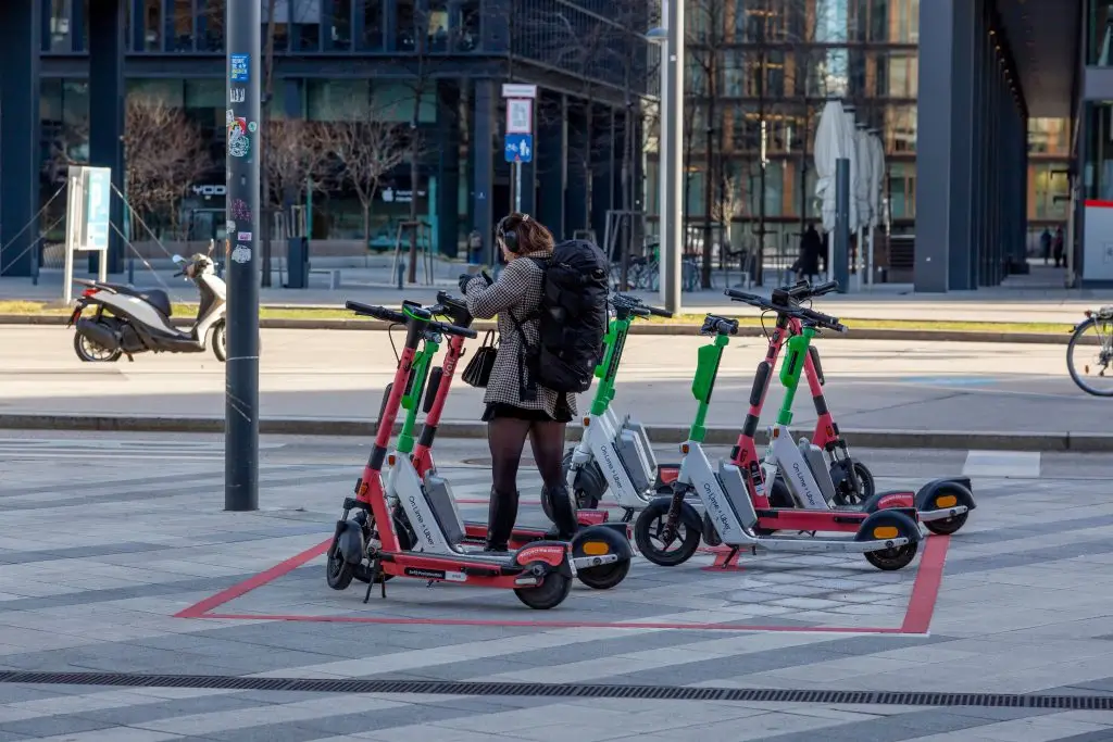 Photo location trottinette - Image libre de droit